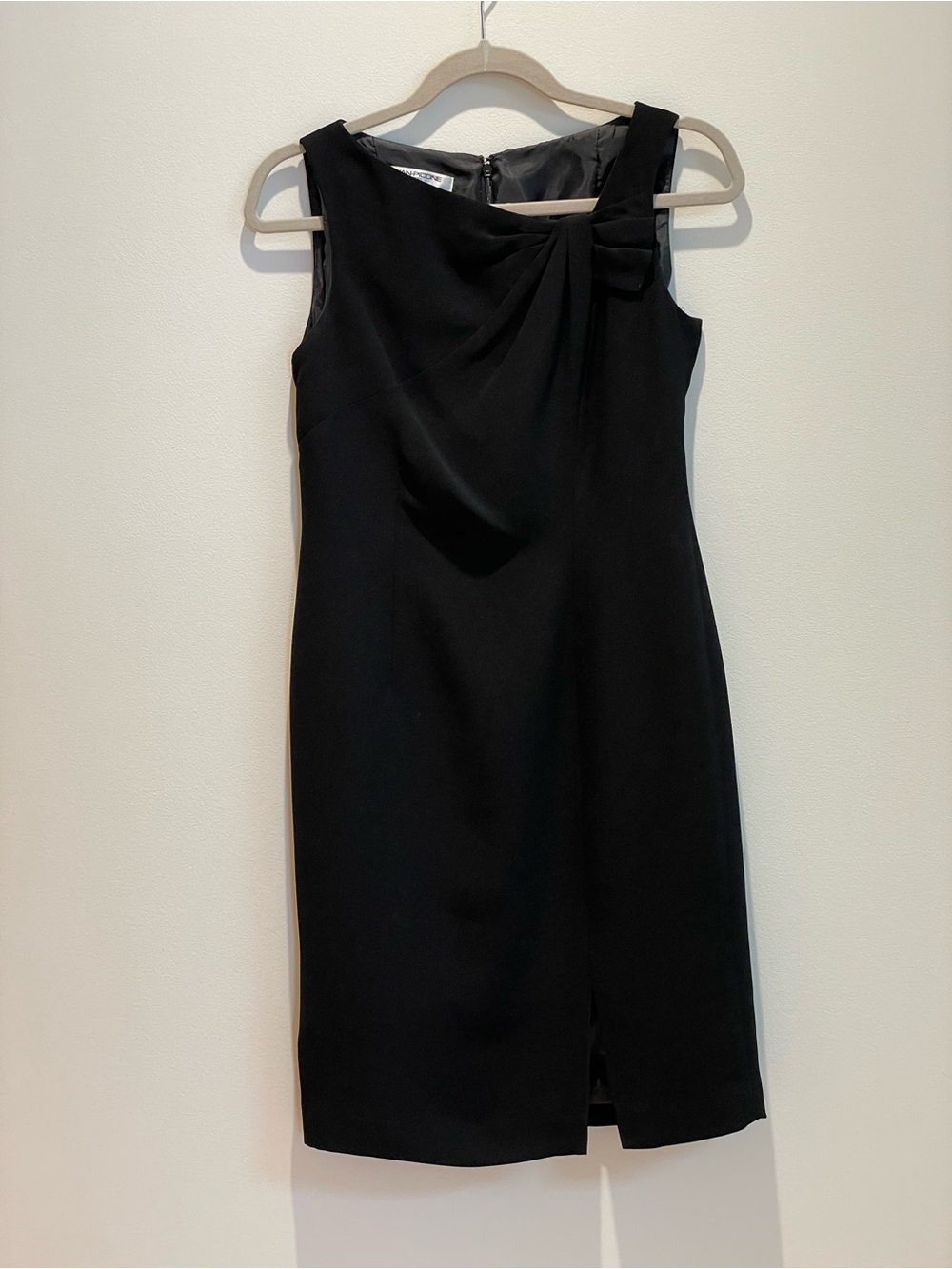 Evan Picone Black Sleeveless Bow-Detail Sheath Dress - Picture 2 of 4